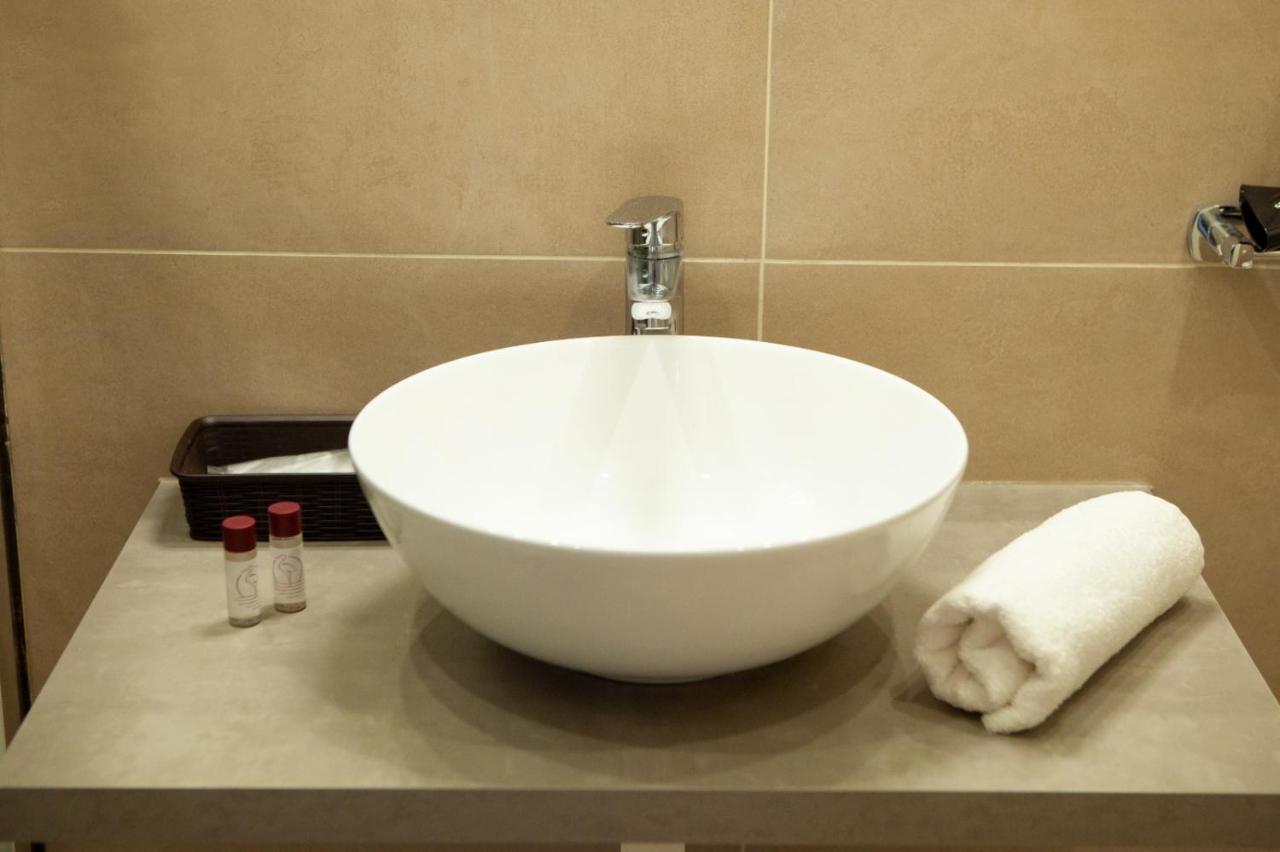 Casapaola B&B Rooms Acireale Eksteriør bilde