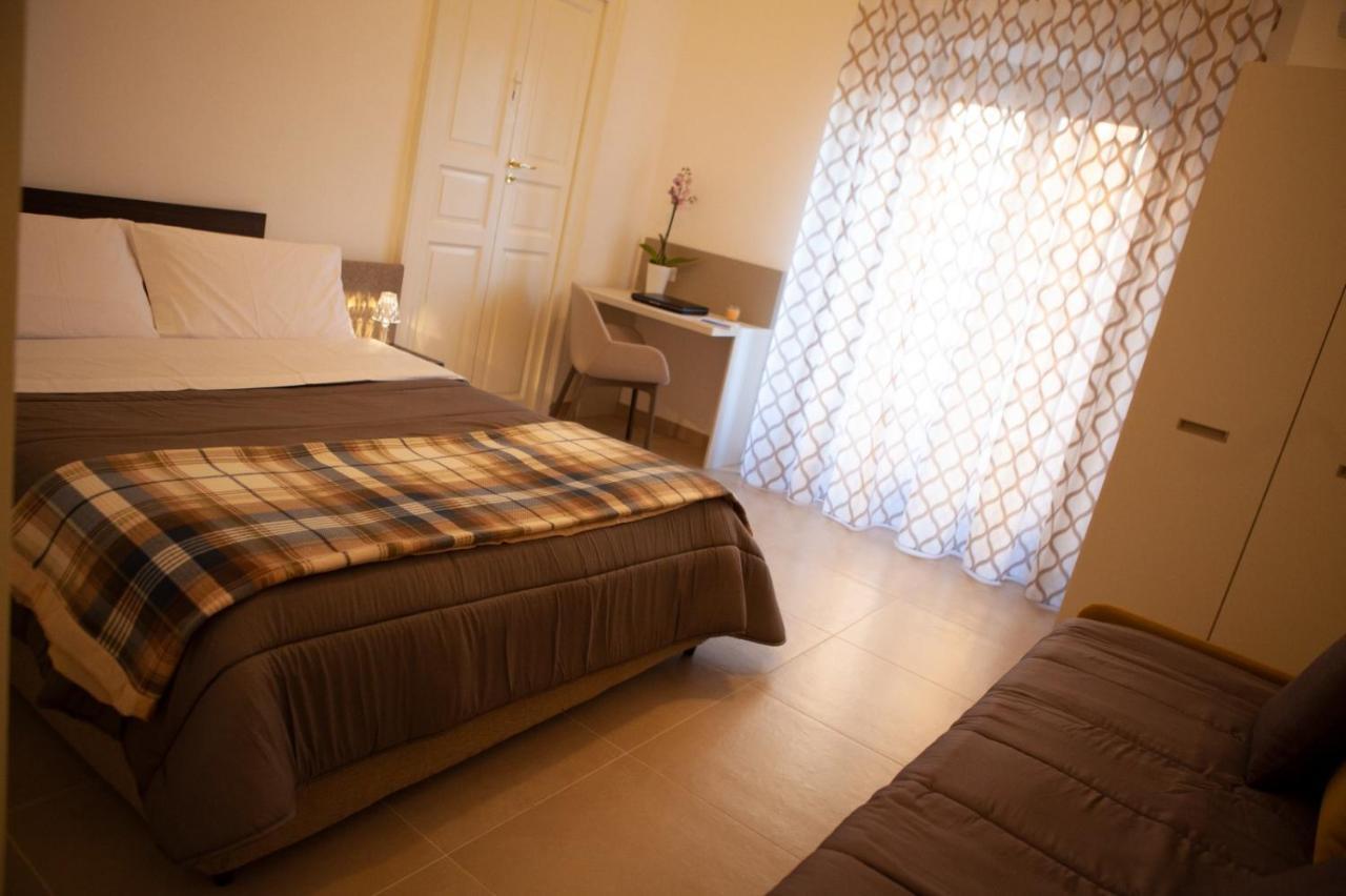 Casapaola B&B Rooms Acireale Eksteriør bilde
